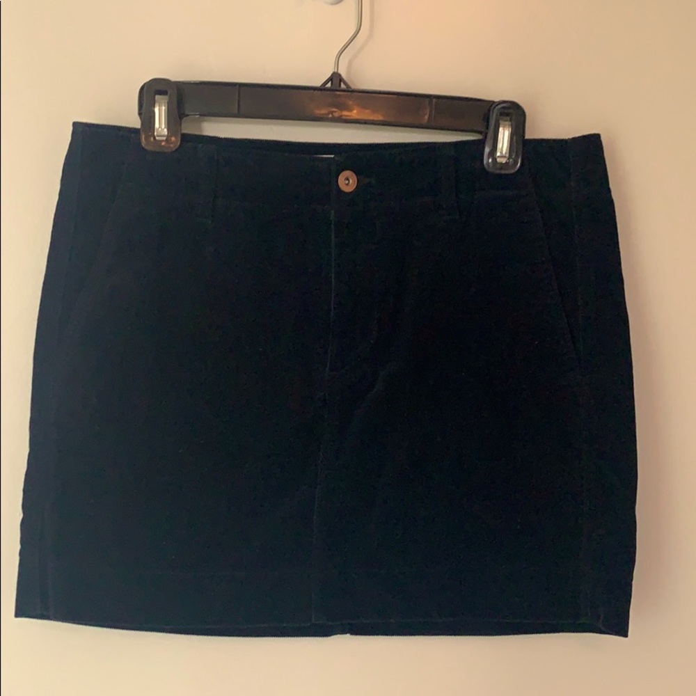 Uniqlo mini skirt